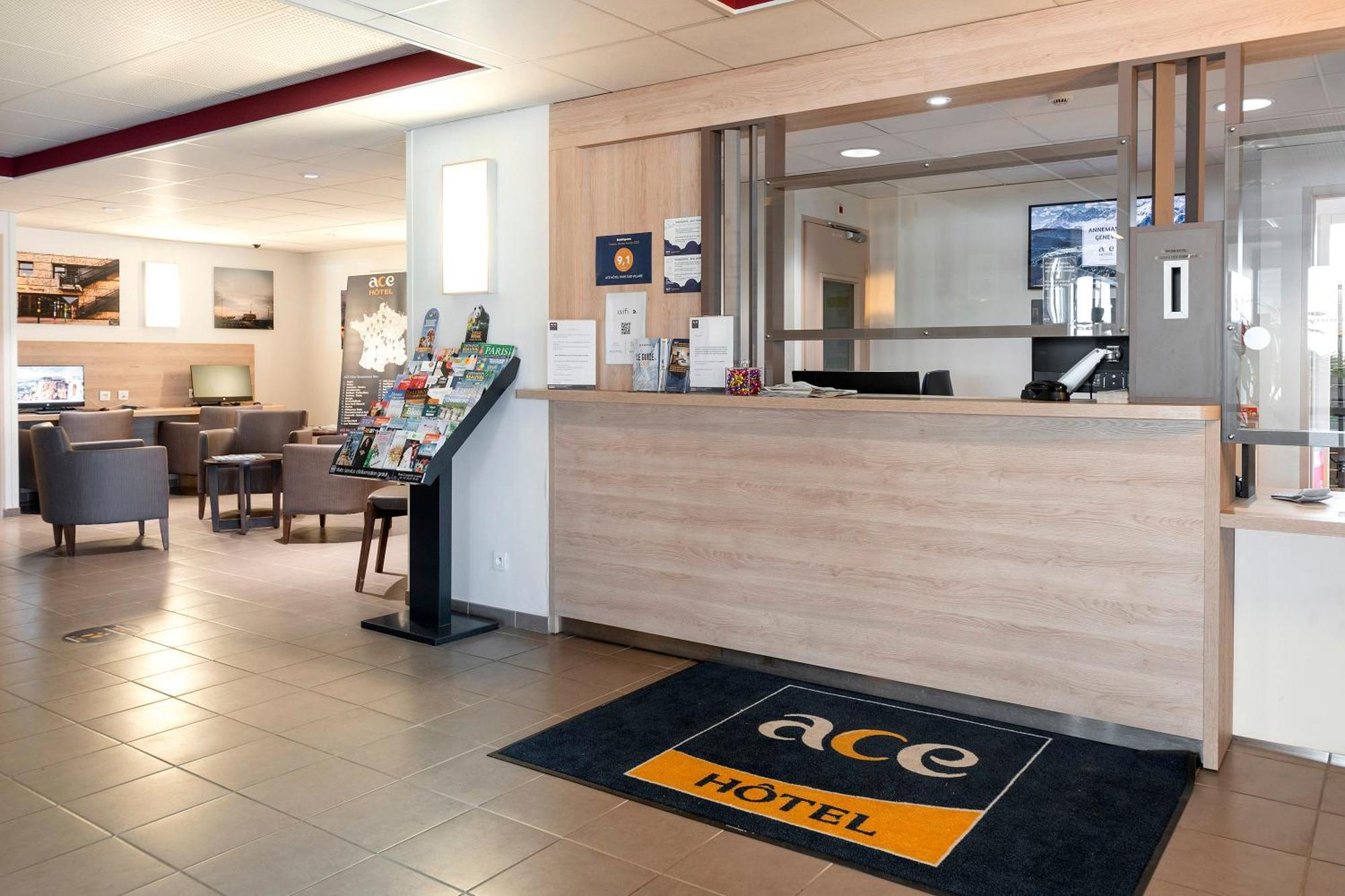 Ace Hotel Paris Sud Villabe Eksteriør billede